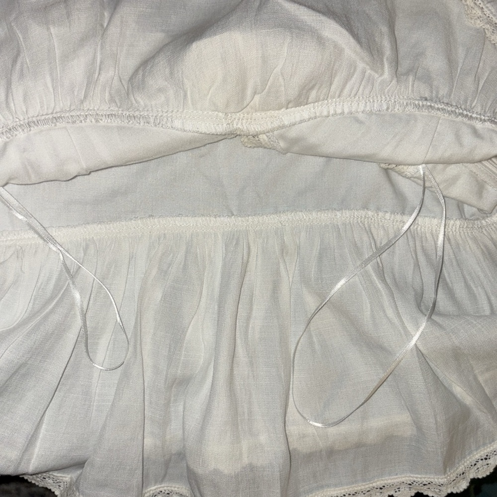 NWT- Free the Rose Womens Lace Trimmed Waterfall Tiered Top XL White - Picture 10 of 16
